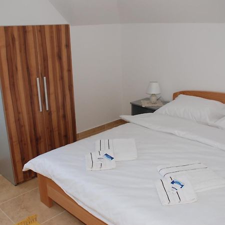 Vila Simic Srebrno Jezero Ostrovo Exterior foto